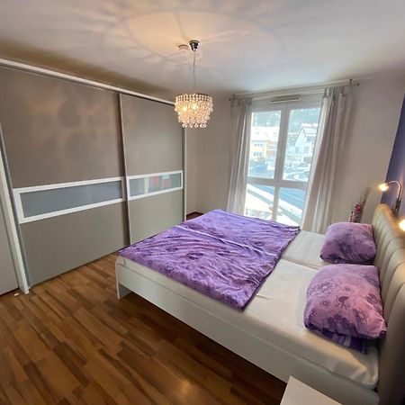 Schillerstrasse Apartment อูเบอร์ลิงเงน ภายนอก รูปภาพ
